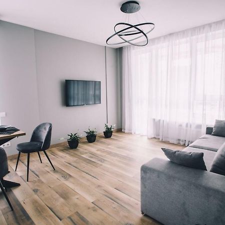 Апартаменты Заречный Kiew Exterior foto